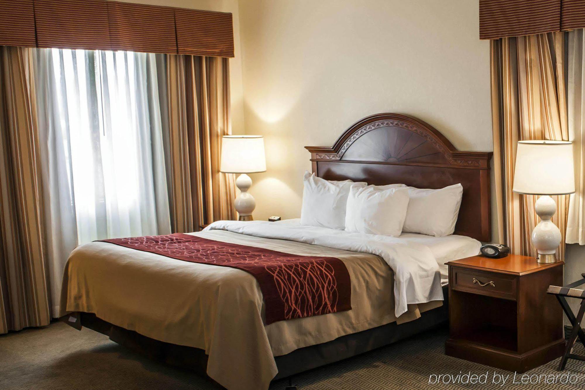 Holiday Inn - Columbus By Ihg Buitenkant foto