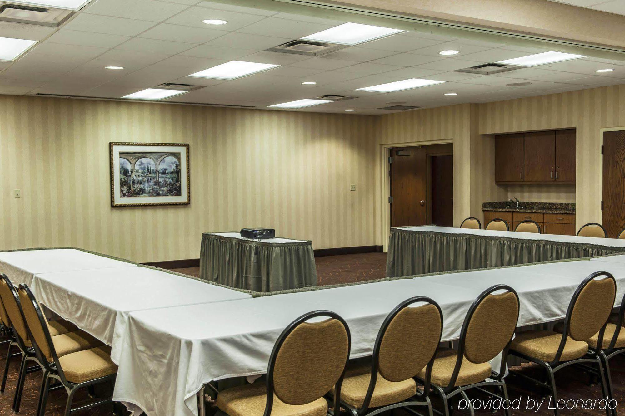 Holiday Inn - Columbus By Ihg Buitenkant foto